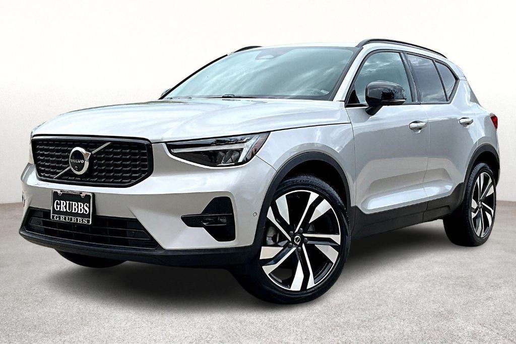 used 2025 Volvo XC40 car, priced at $29,750