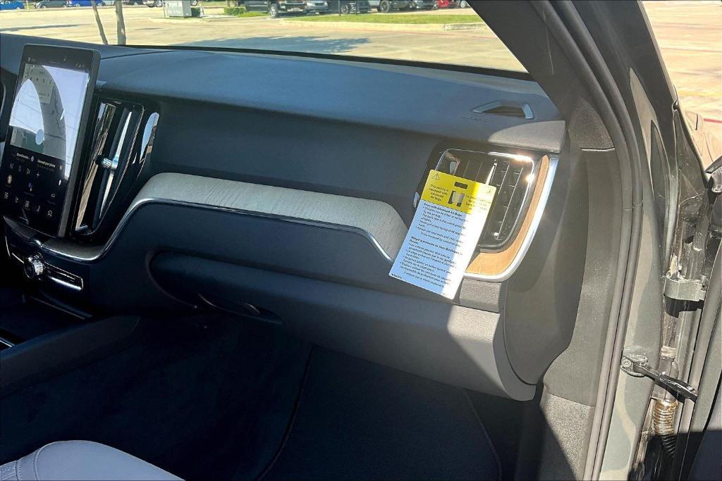 new 2026 Volvo XC60 car, priced at $58,015