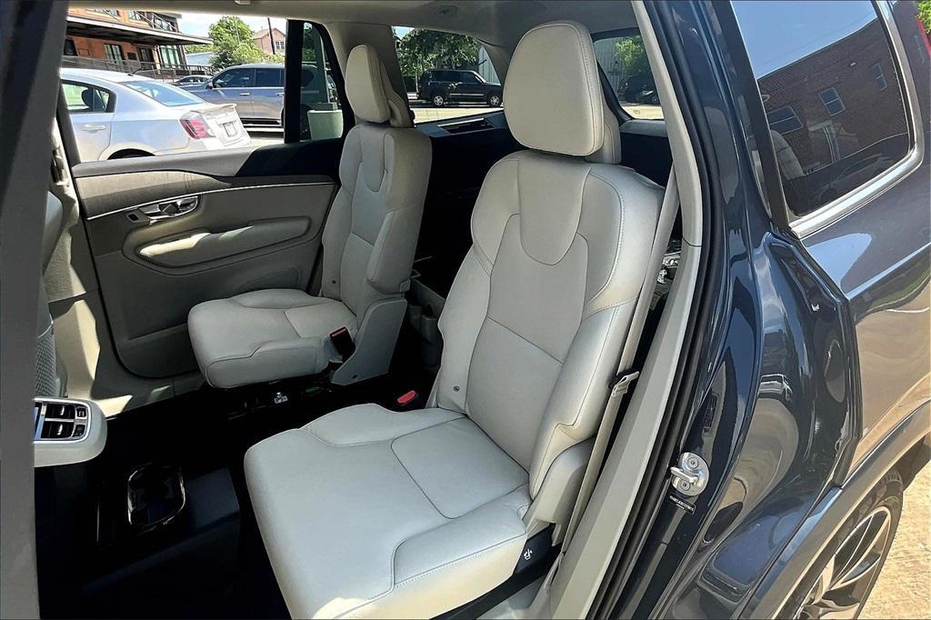 new 2025 Volvo XC90 car, priced at $48,560