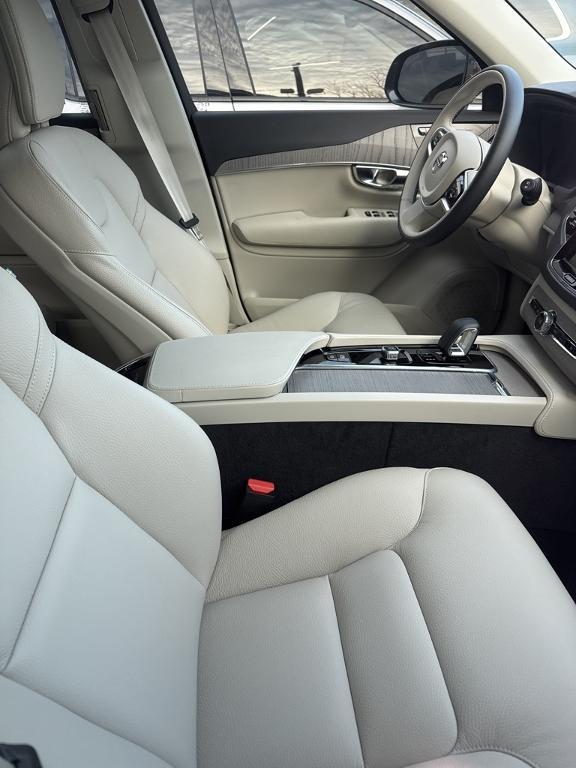 new 2025 Volvo XC90 car, priced at $63,560