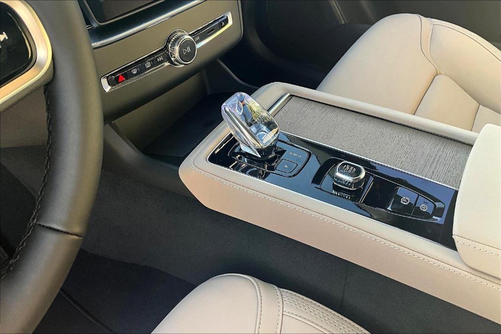 new 2026 Volvo XC90 car, priced at $71,825