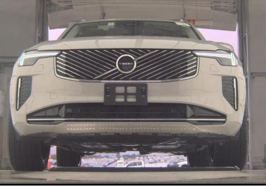 used 2025 Volvo XC90 car, priced at $48,090