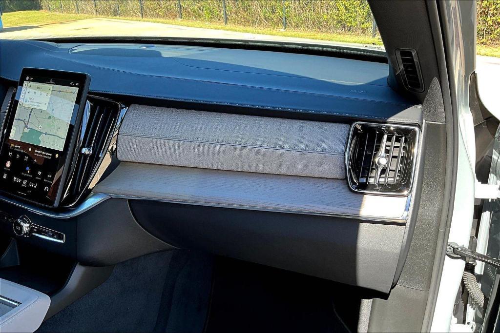 new 2026 Volvo XC90 car, priced at $63,770