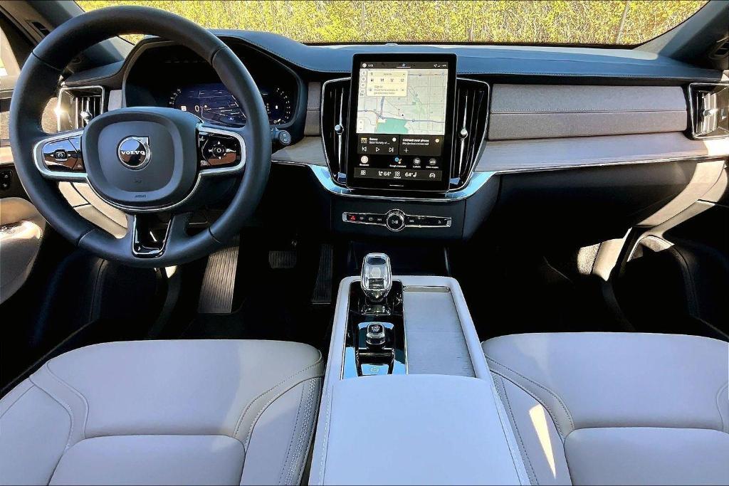 new 2026 Volvo XC90 car, priced at $63,770