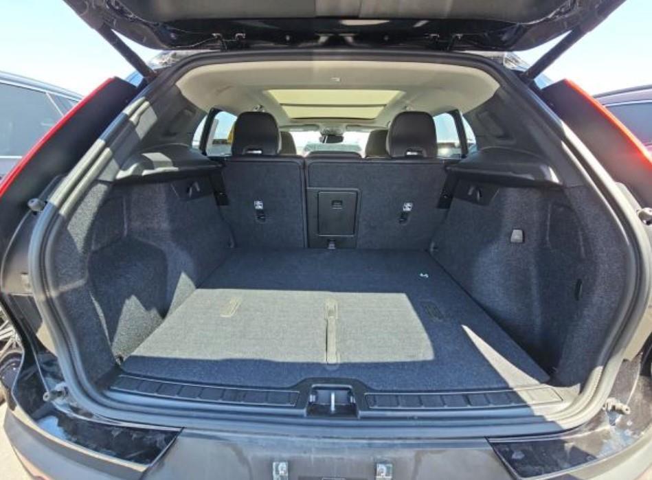 used 2025 Volvo XC40 car, priced at $30,000