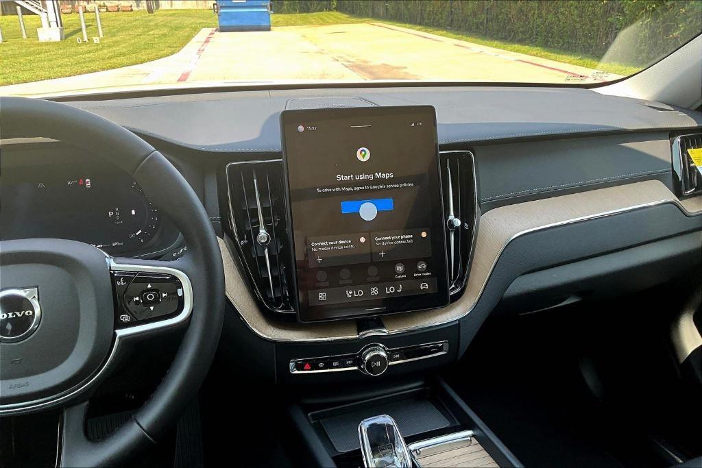 new 2026 Volvo XC60 car, priced at $63,935