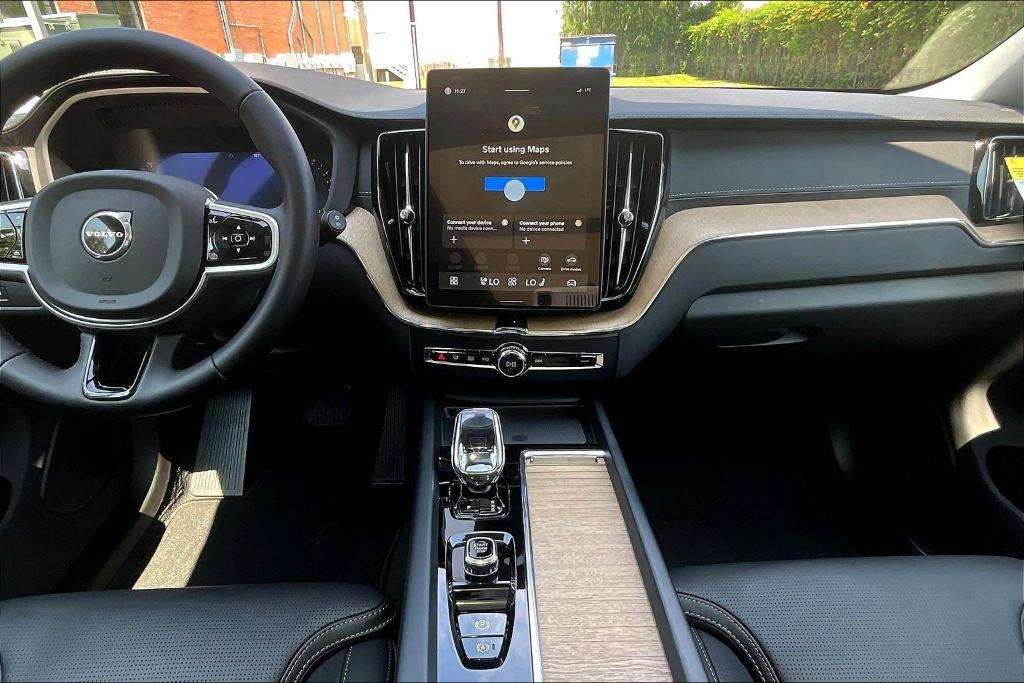 new 2026 Volvo XC60 car, priced at $63,935