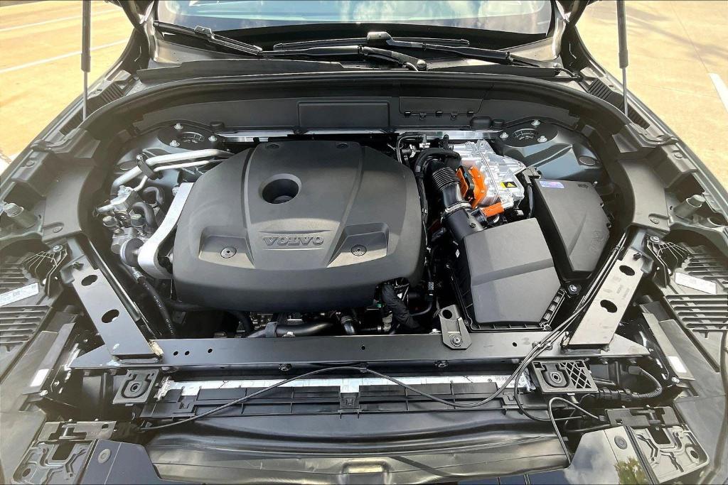 new 2026 Volvo XC60 Plug-In Hybrid car, priced at $70,085