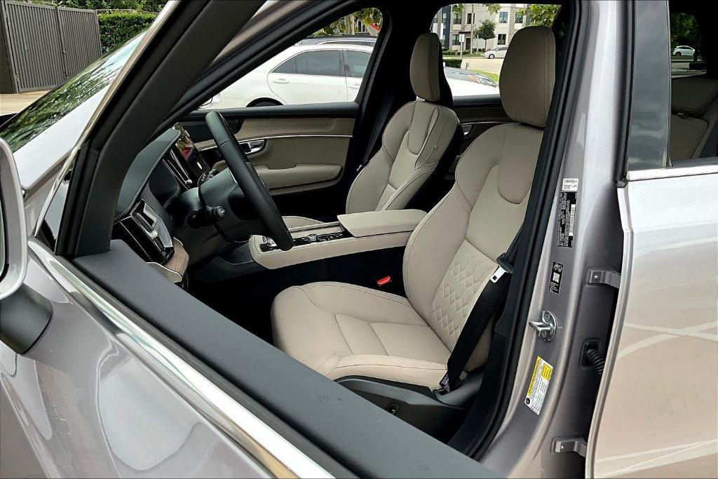 new 2026 Volvo XC90 car, priced at $72,625