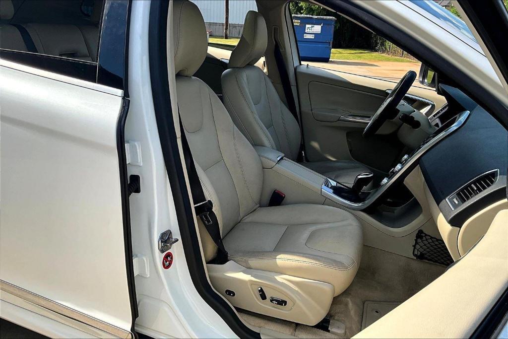 used 2016 Volvo XC60 car, priced at $10,000