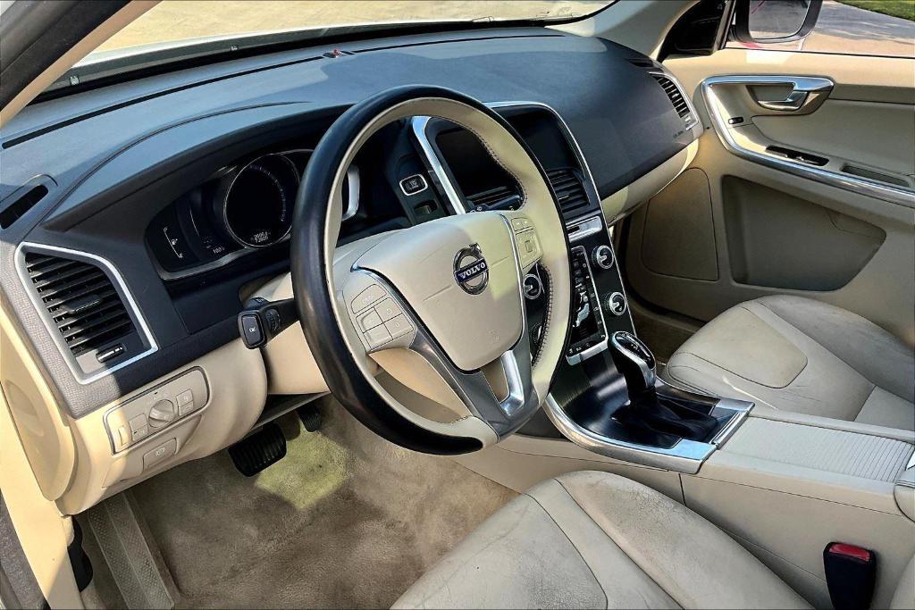 used 2016 Volvo XC60 car, priced at $10,000