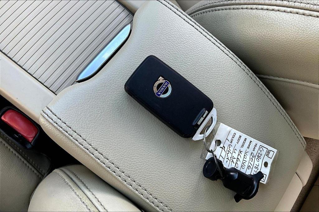 used 2016 Volvo XC60 car, priced at $10,000