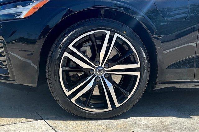 used 2022 Volvo S60 Recharge Plug-In Hybrid car, priced at $35,000