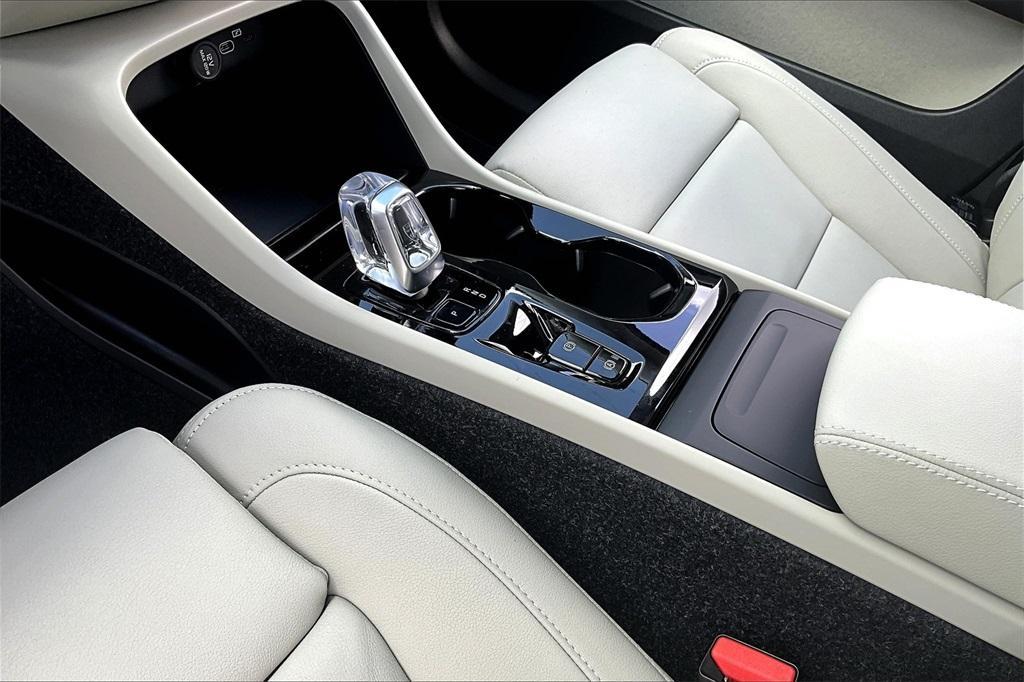 new 2026 Volvo XC40 car, priced at $47,200