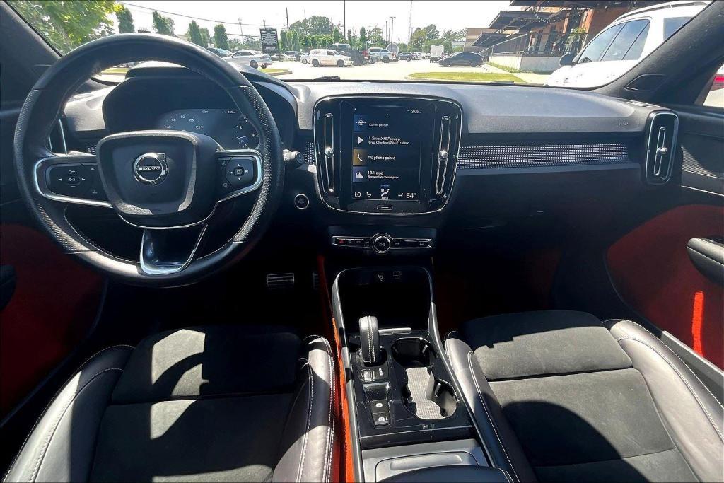 used 2021 Volvo XC40 car, priced at $25,433