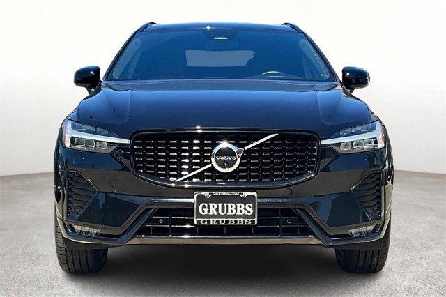 used 2022 Volvo XC60 car, priced at $37,800