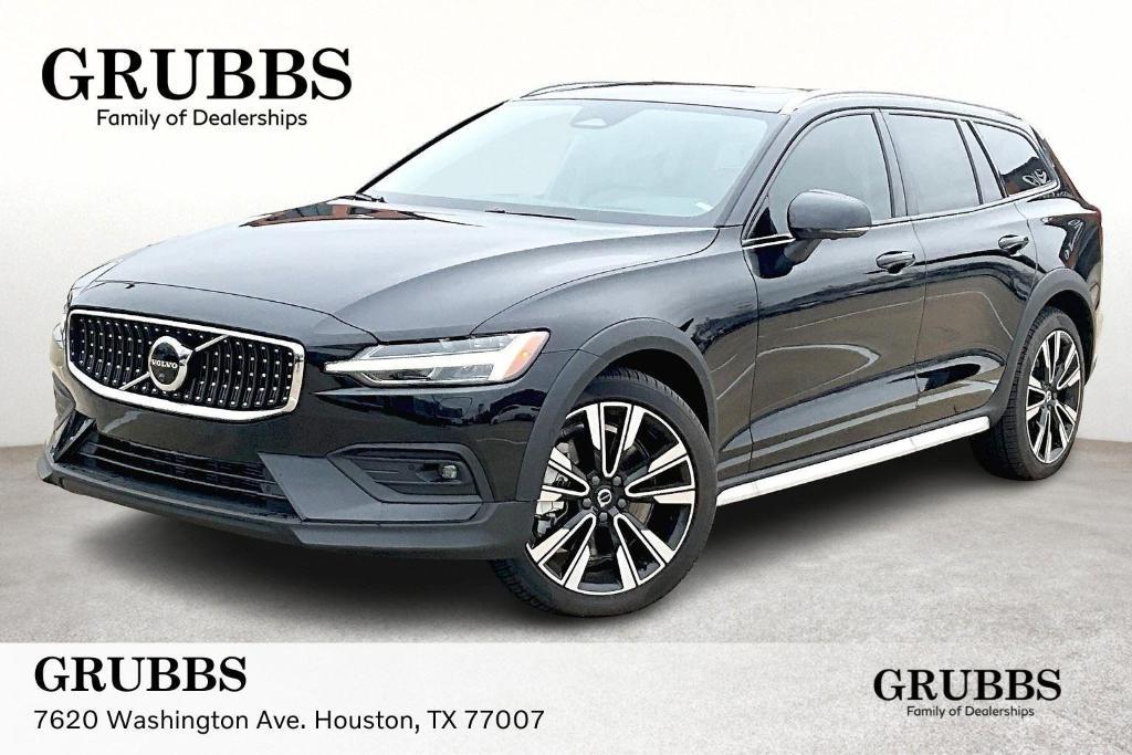 new 2025 Volvo V60 Cross Country car, priced at $57,725