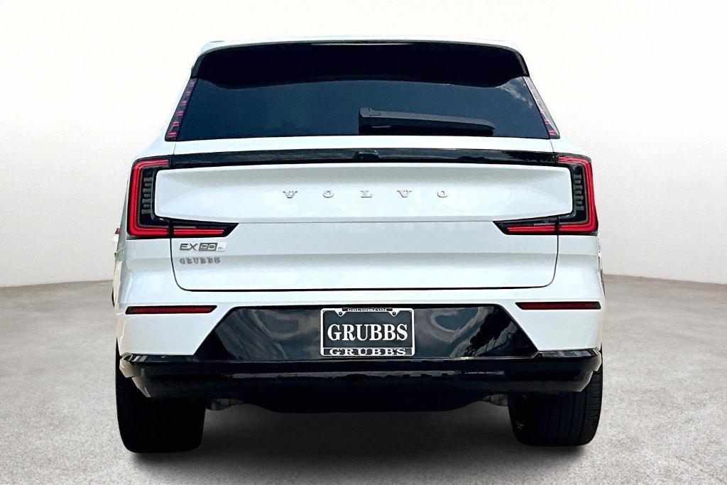 new 2025 Volvo EX90 car, priced at $92,675