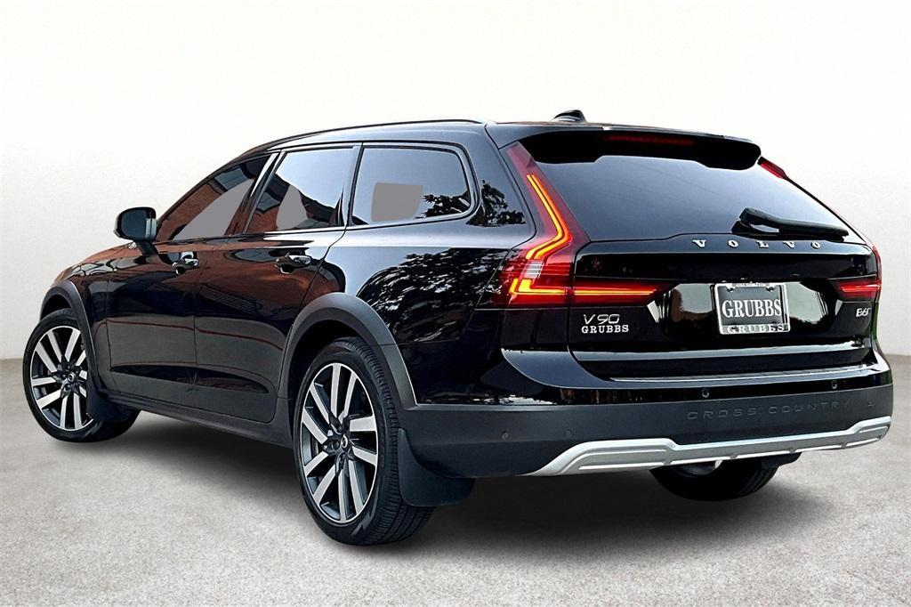 used 2022 Volvo V90 Cross Country car, priced at $43,223