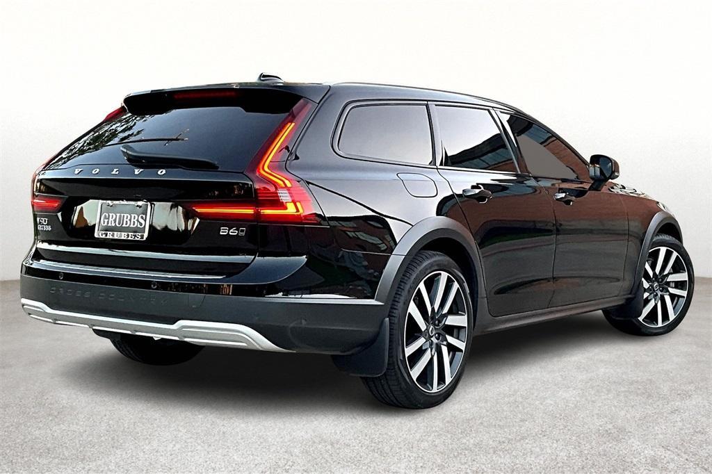 used 2022 Volvo V90 Cross Country car, priced at $43,223