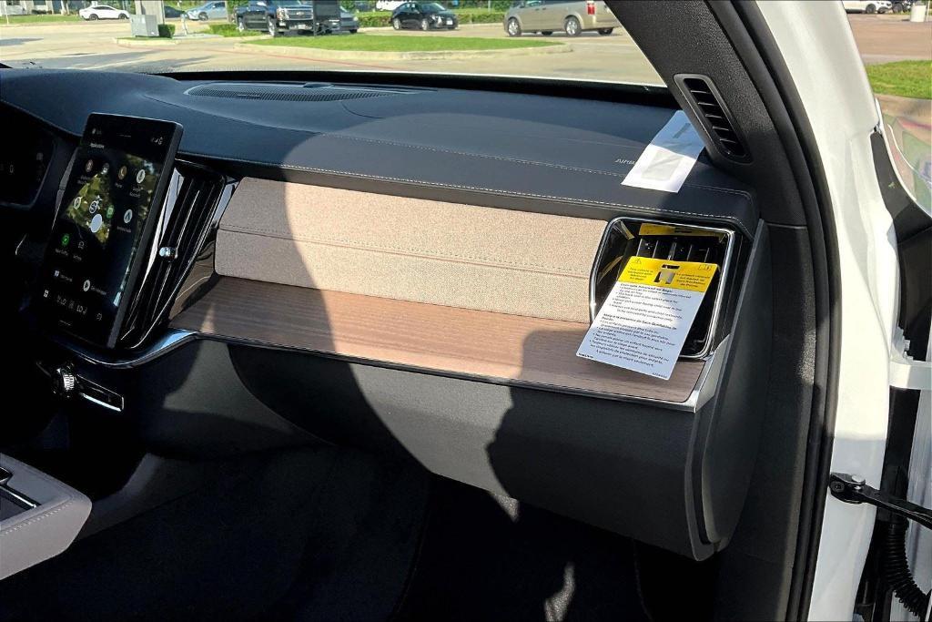 new 2026 Volvo XC90 car, priced at $71,825