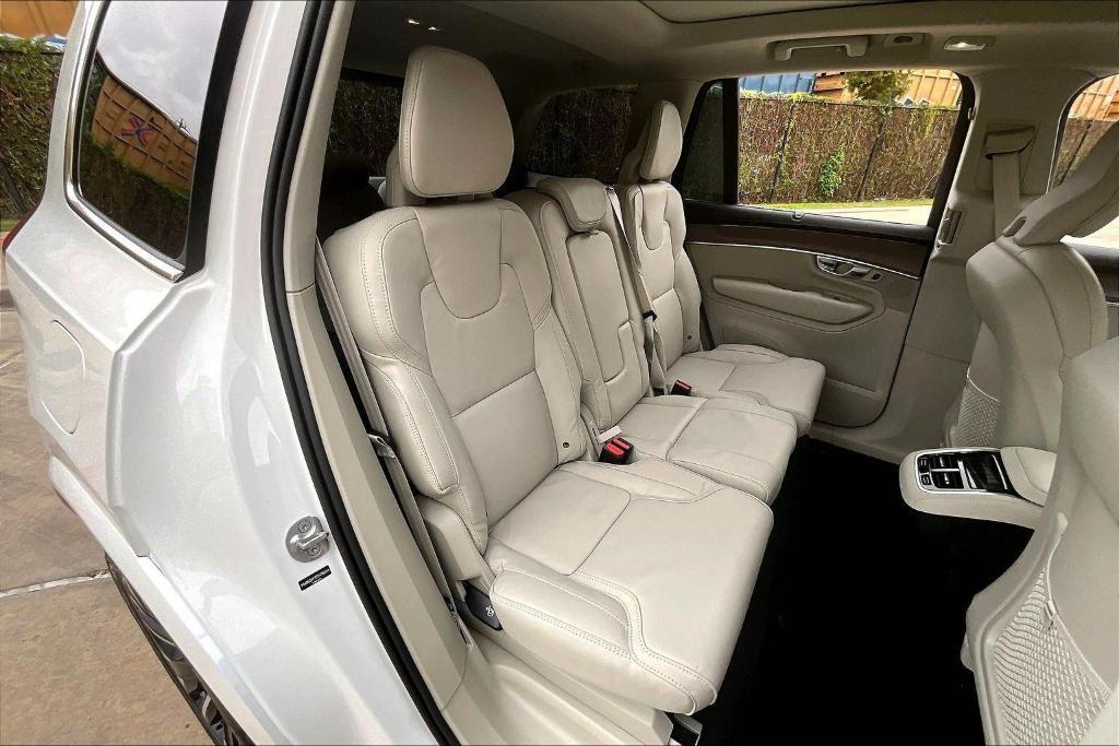 new 2026 Volvo XC90 car, priced at $75,155