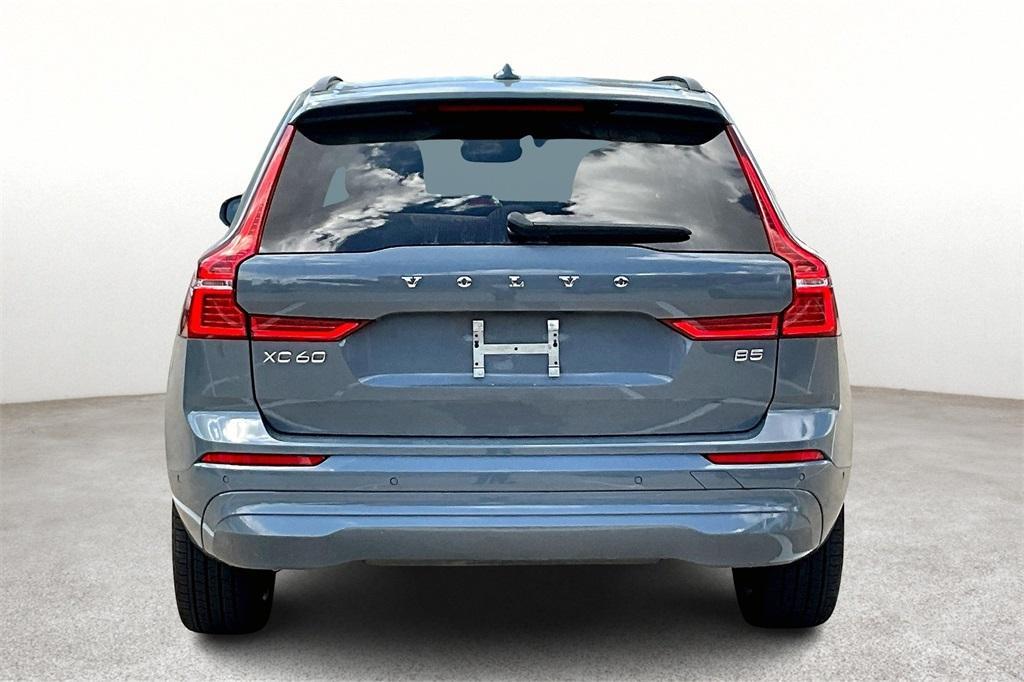 used 2022 Volvo XC60 car, priced at $31,926