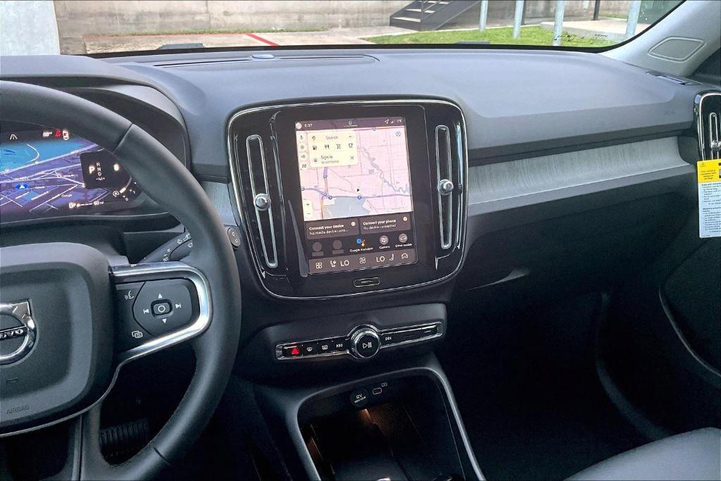 new 2026 Volvo XC40 car, priced at $49,250