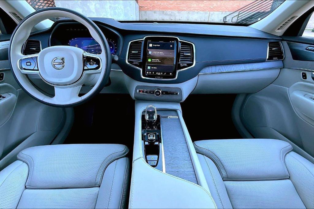 new 2025 Volvo XC90 car, priced at $75,020