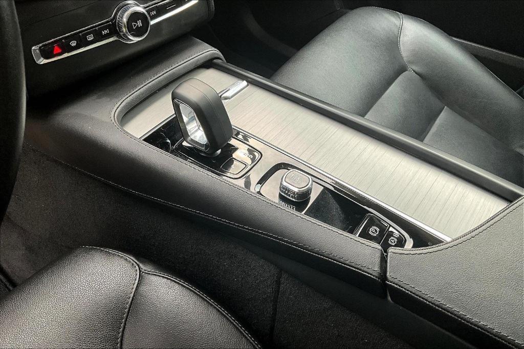 used 2025 Volvo XC90 car, priced at $43,467