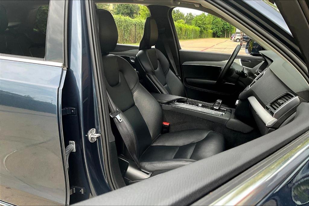 used 2025 Volvo XC90 car, priced at $43,467