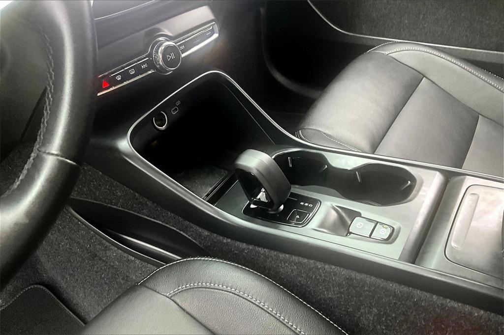 new 2025 Volvo XC40 car, priced at $45,465
