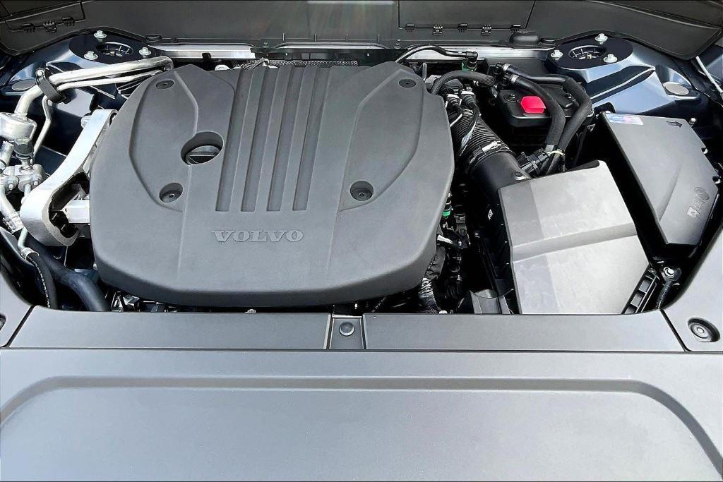 new 2025 Volvo XC90 car, priced at $65,555