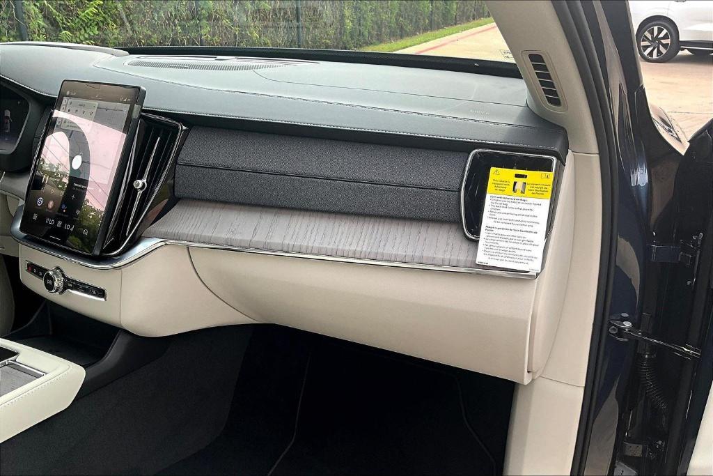 new 2026 Volvo XC90 car, priced at $75,155