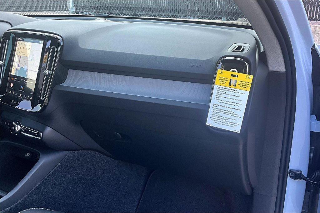 new 2026 Volvo XC40 car, priced at $44,095