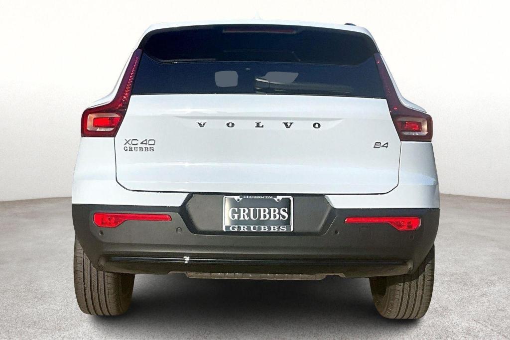 new 2026 Volvo XC40 car, priced at $44,095
