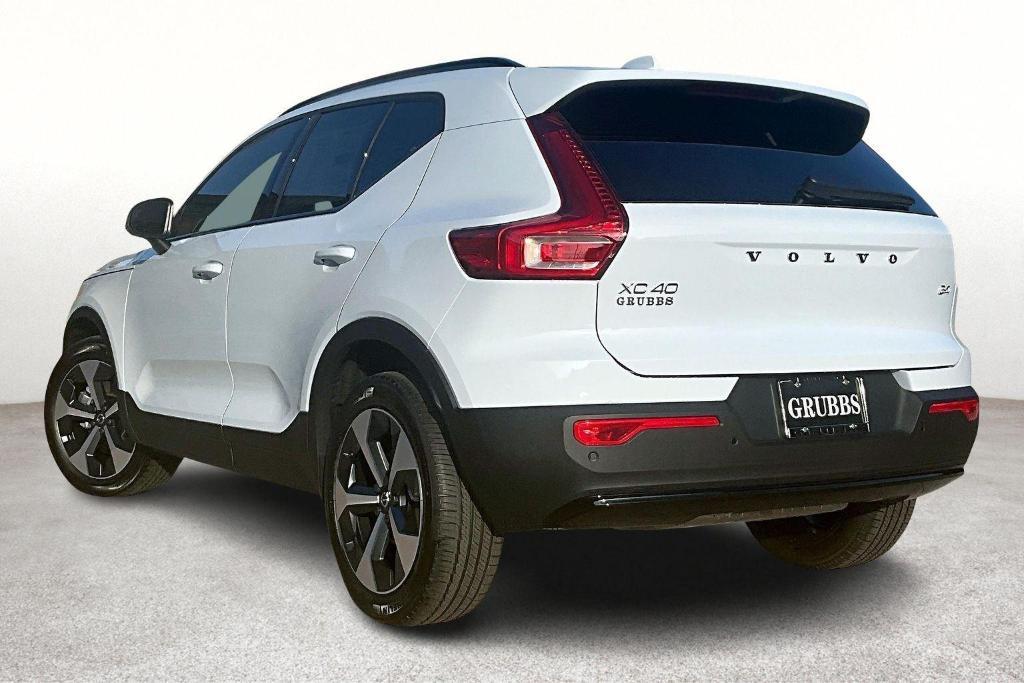 new 2026 Volvo XC40 car, priced at $44,095