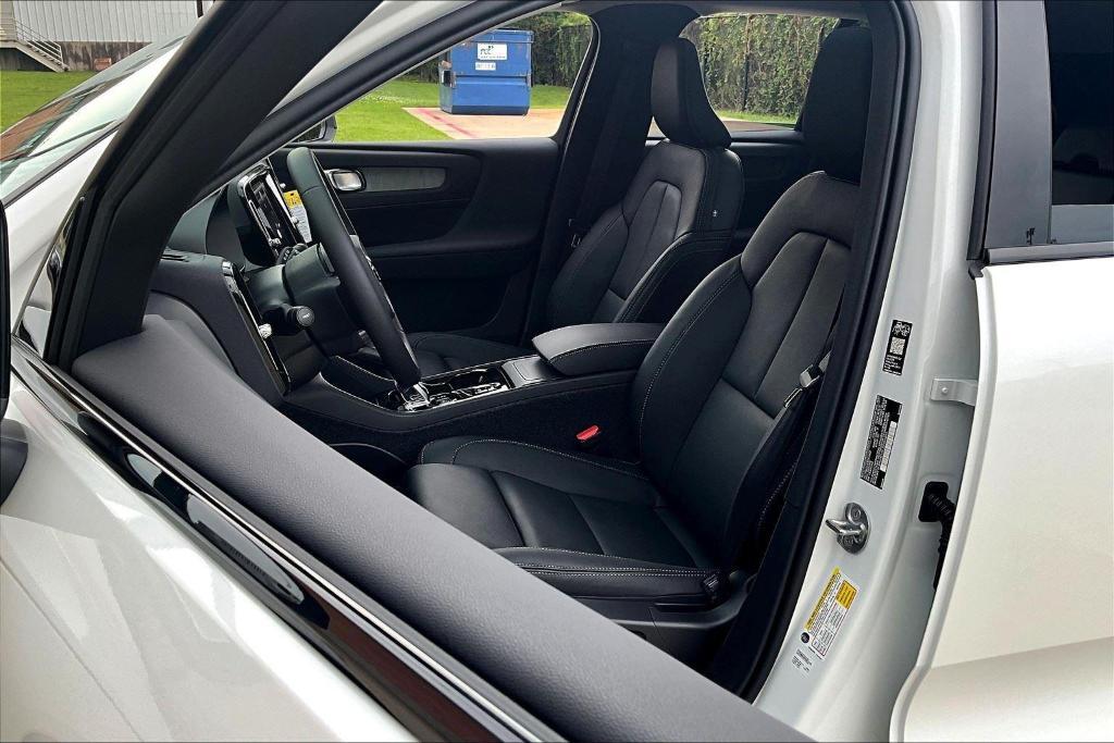 new 2026 Volvo XC40 car, priced at $45,850