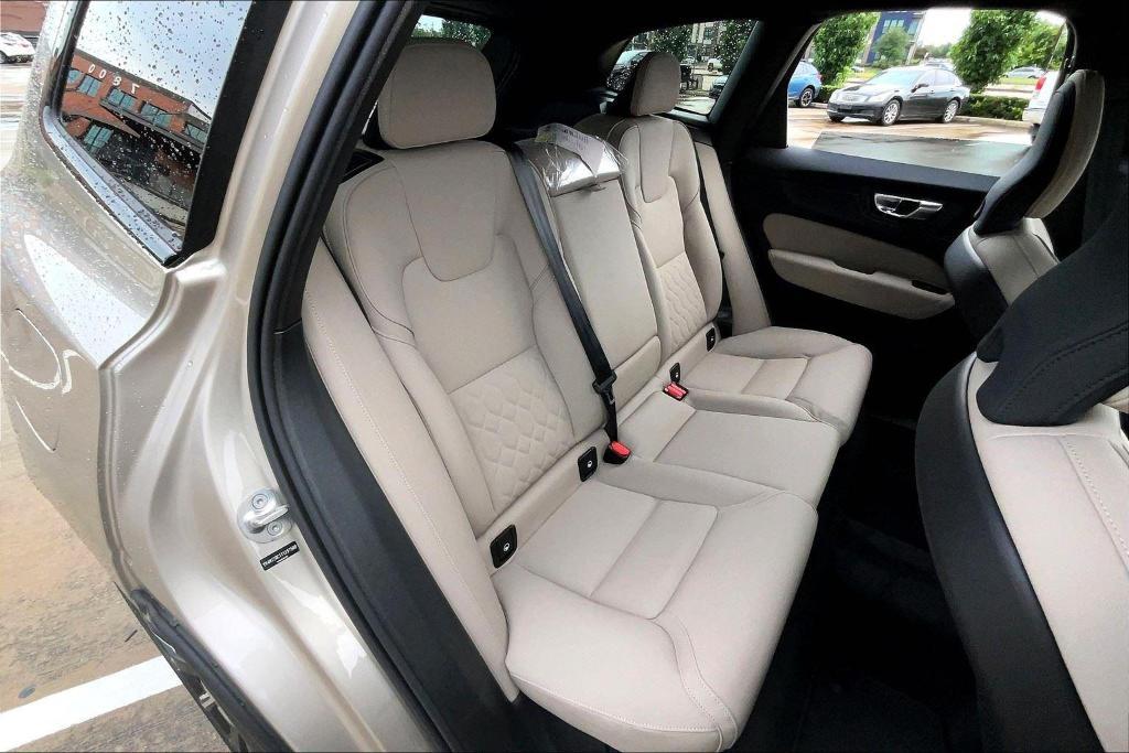 new 2026 Volvo XC60 car, priced at $57,985