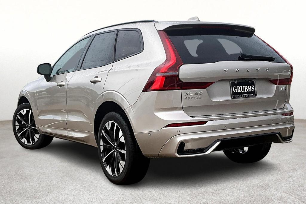 new 2026 Volvo XC60 car, priced at $57,985