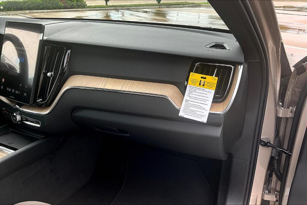 new 2026 Volvo XC60 car, priced at $57,985