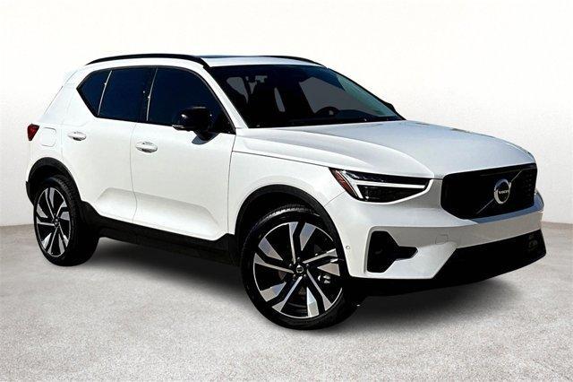 new 2024 Volvo XC40 car, priced at $47,335