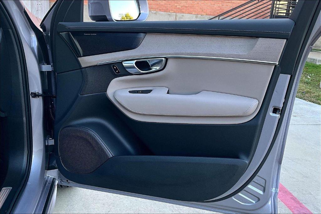 new 2026 Volvo XC90 car, priced at $71,825