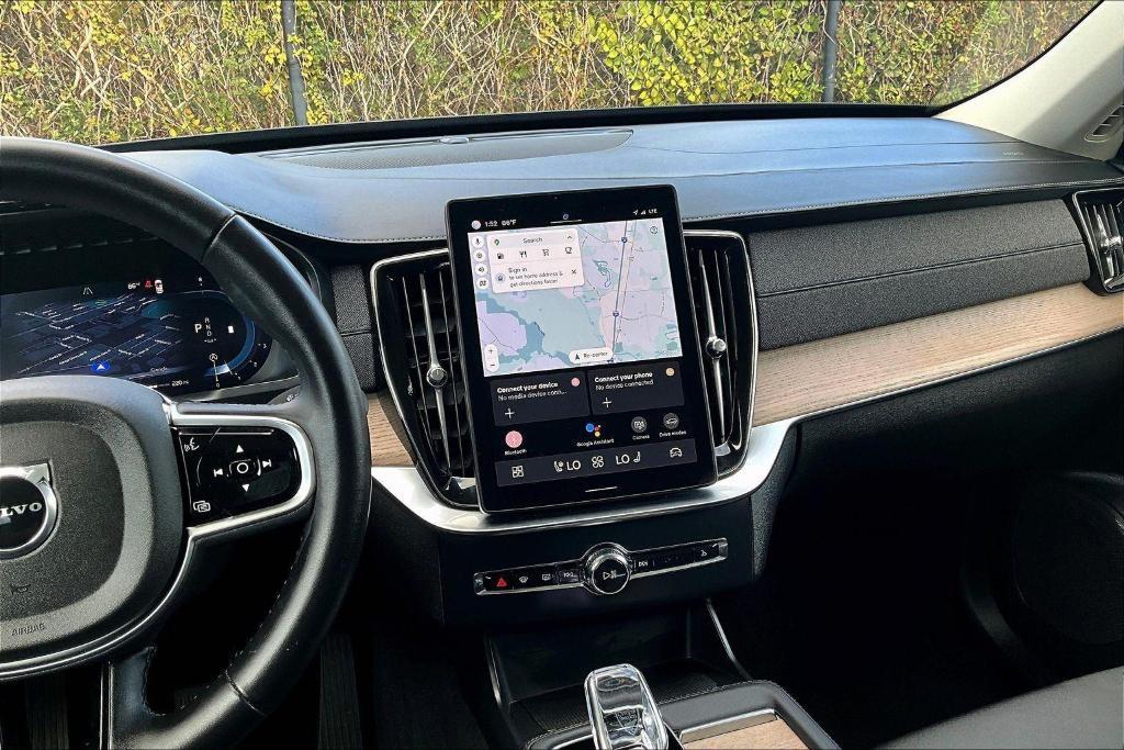 used 2025 Volvo XC90 car, priced at $52,582