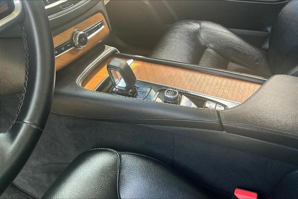 used 2023 Volvo XC90 Recharge Plug-In Hybrid car, priced at $47,605