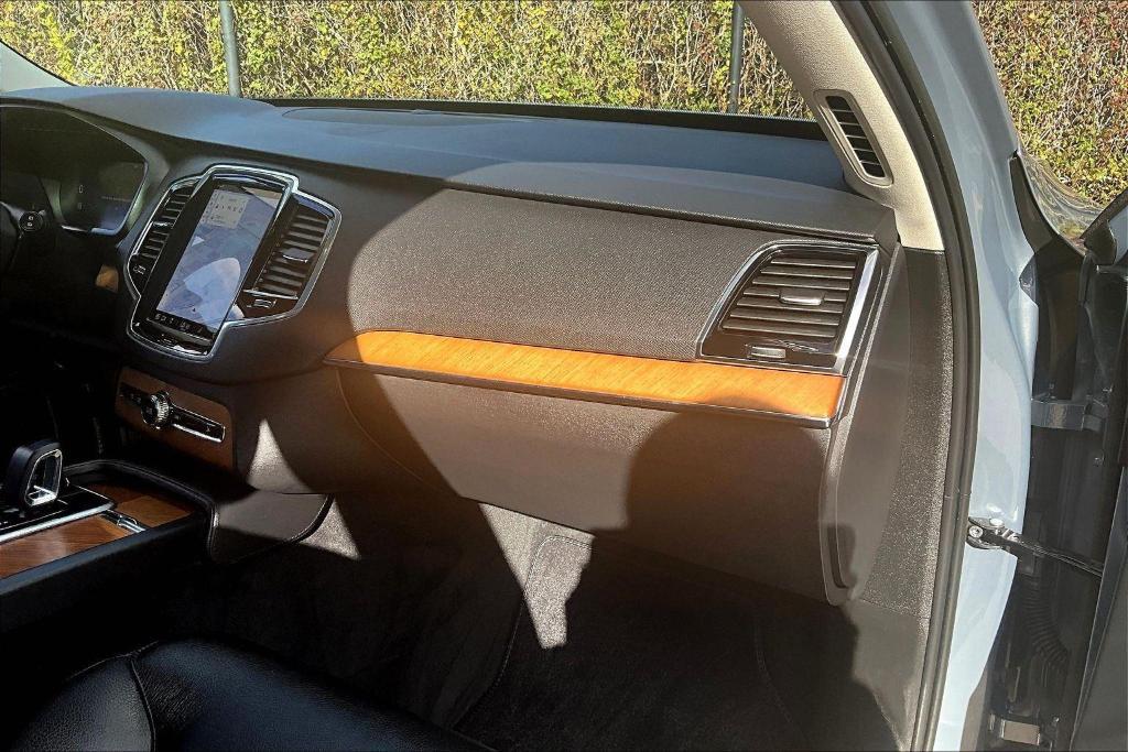 used 2023 Volvo XC90 Recharge Plug-In Hybrid car, priced at $47,605