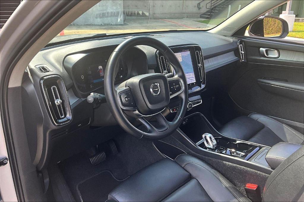 used 2025 Volvo XC40 car, priced at $32,113