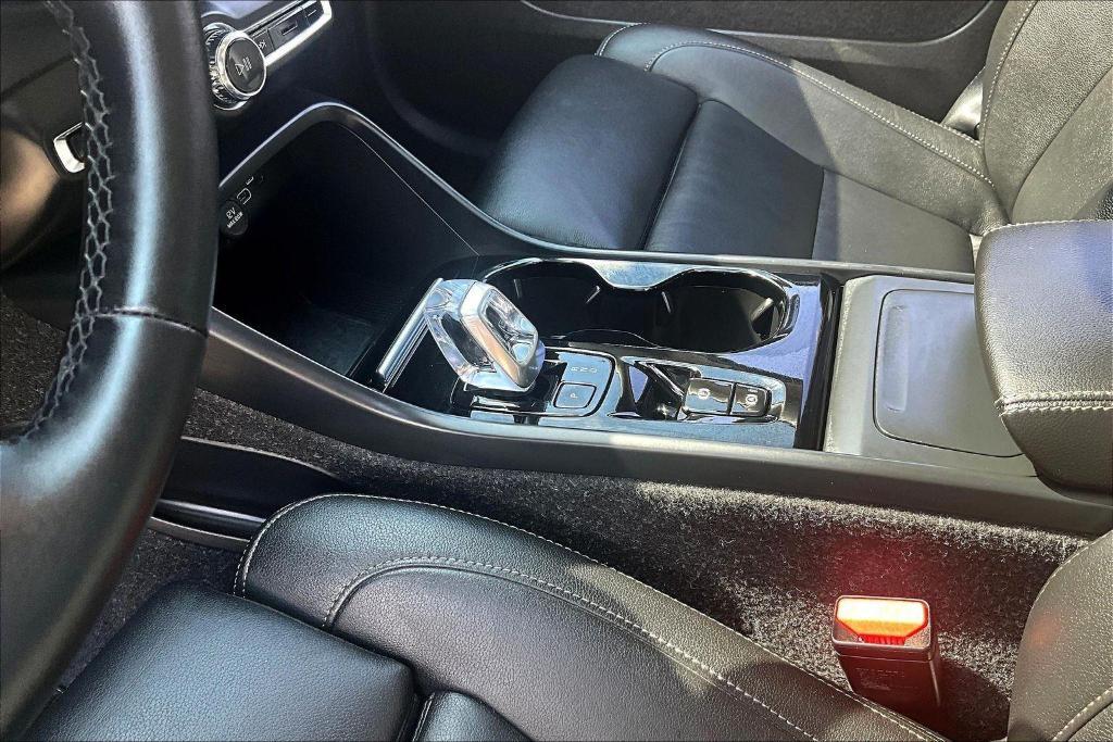 used 2025 Volvo XC40 car, priced at $32,113