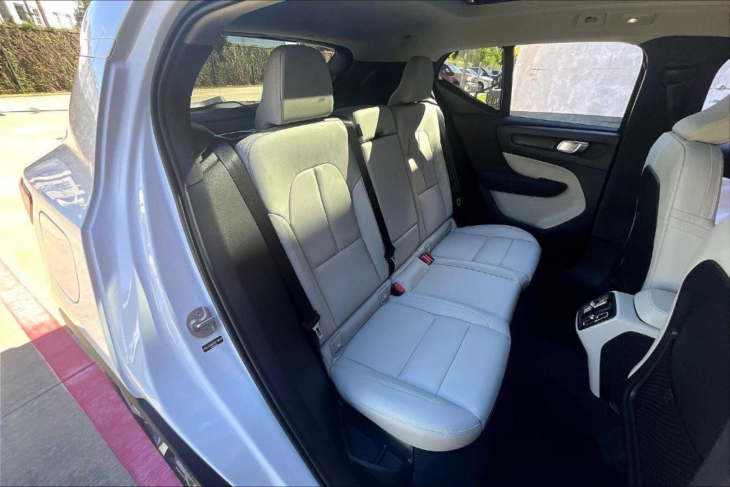 new 2026 Volvo XC40 car, priced at $50,150