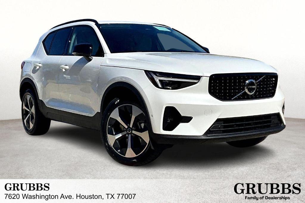 new 2026 Volvo XC40 car, priced at $50,150
